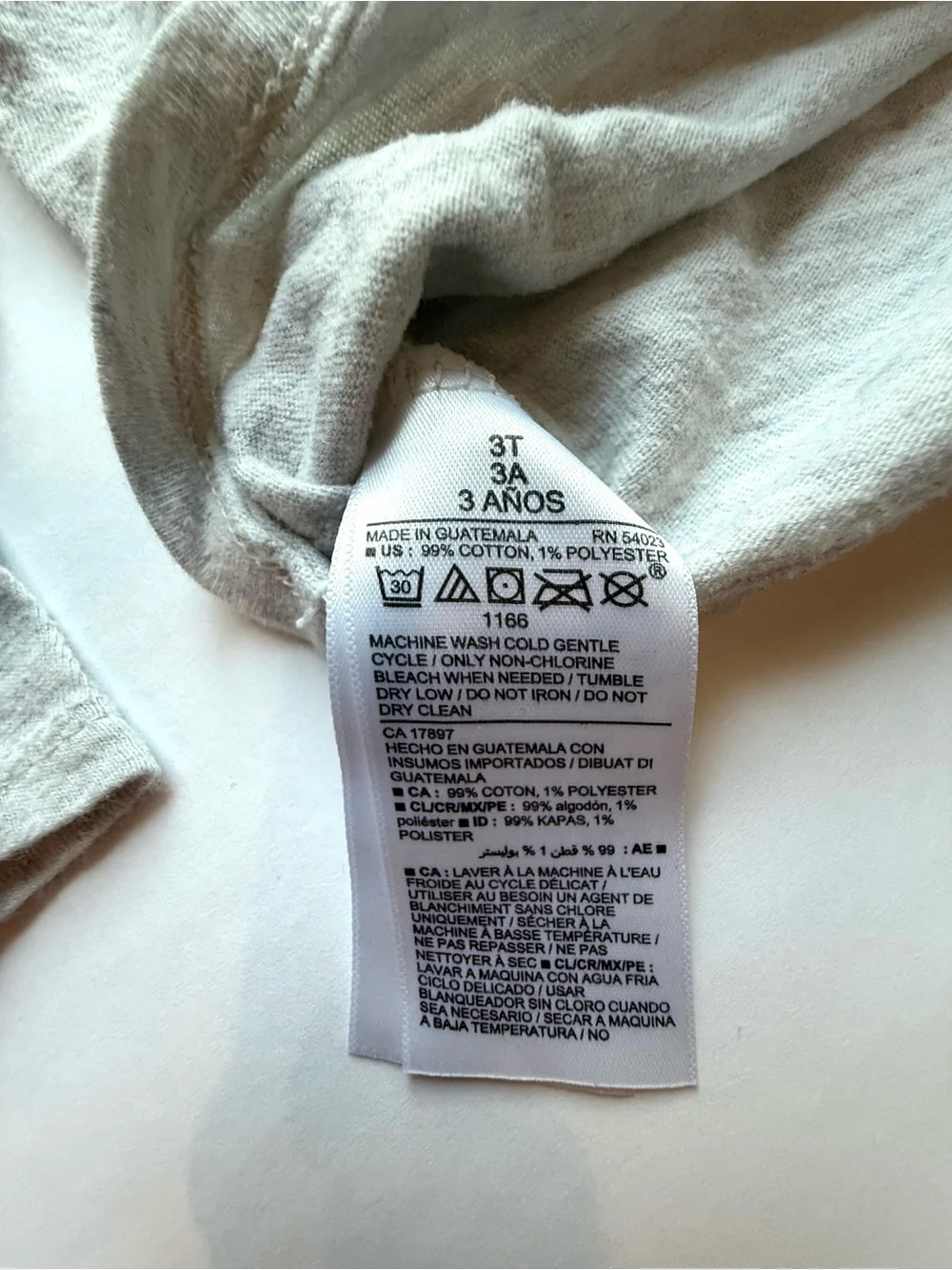 Old Navy Girls' Capable of Amazing Things Long-Sleeve Tee - Light Gray